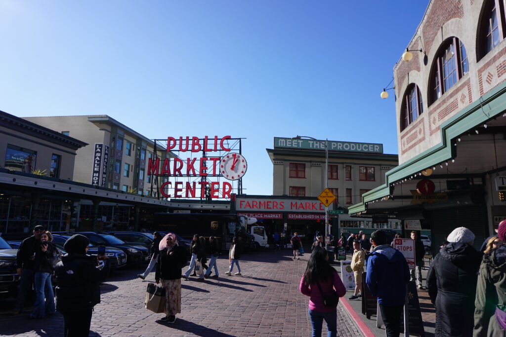 Pike Place entrance sign