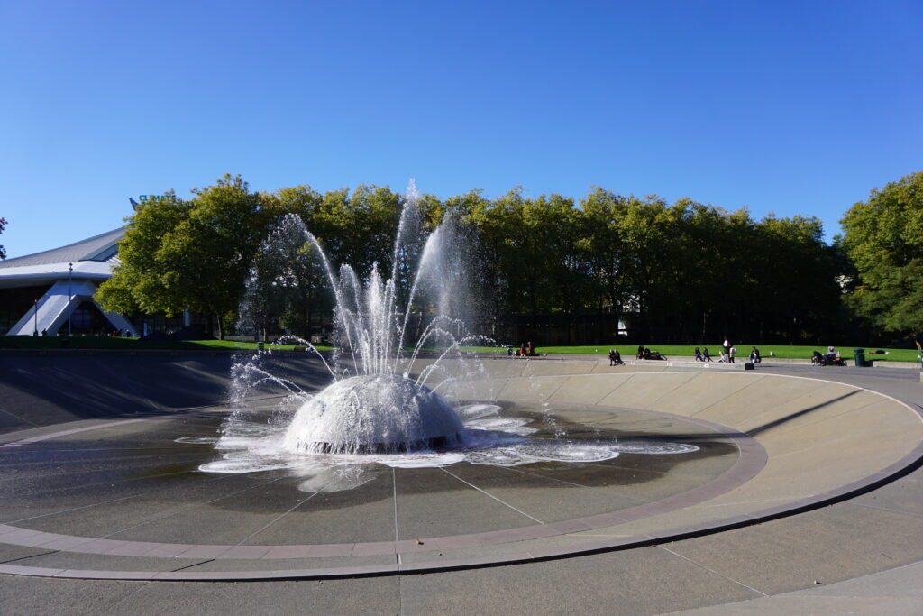 museum district seattle fountain