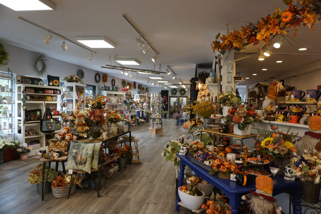 Fall decor shop